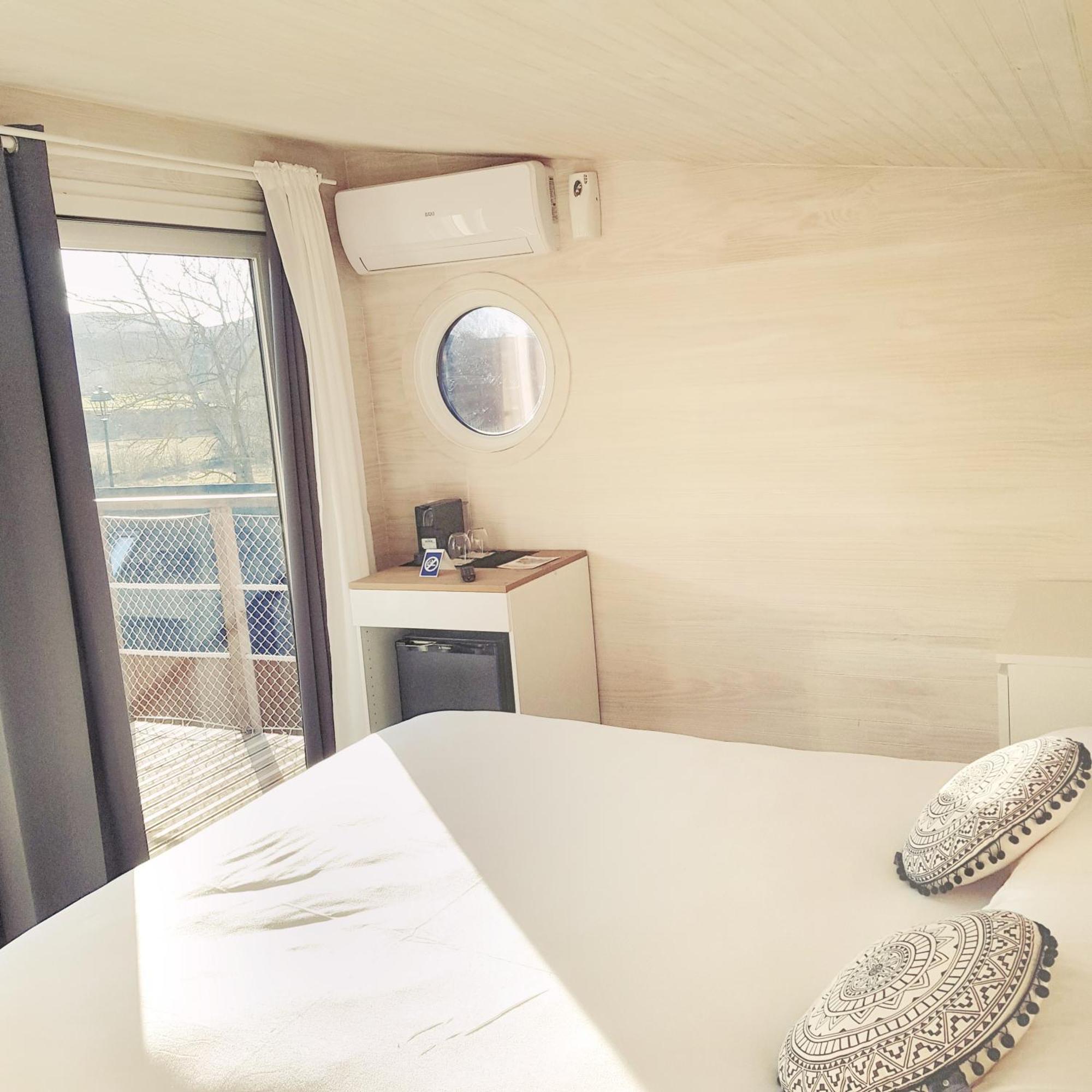ז'אקה El Arrebol Comfort Camp מראה חיצוני תמונה